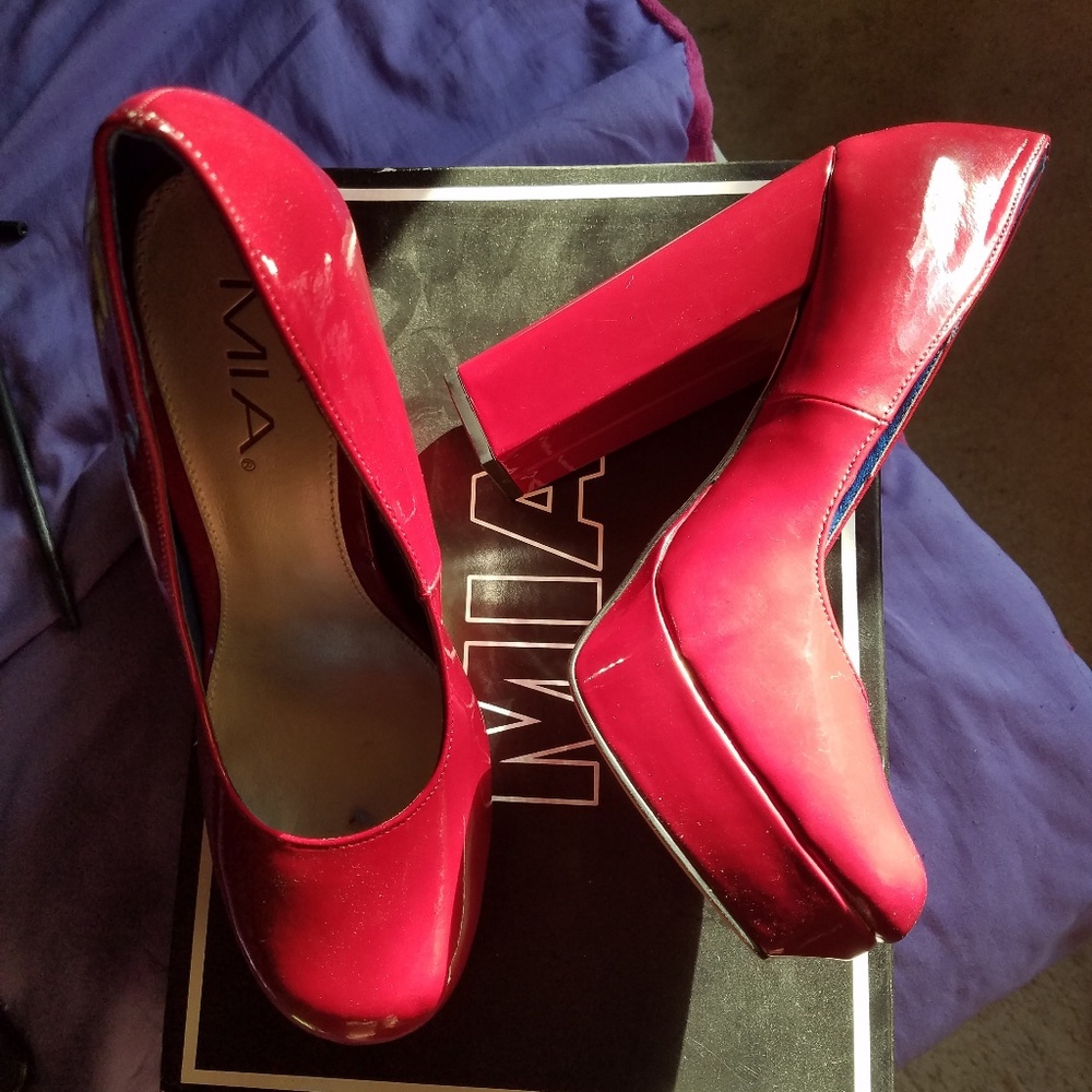 MIA Heels